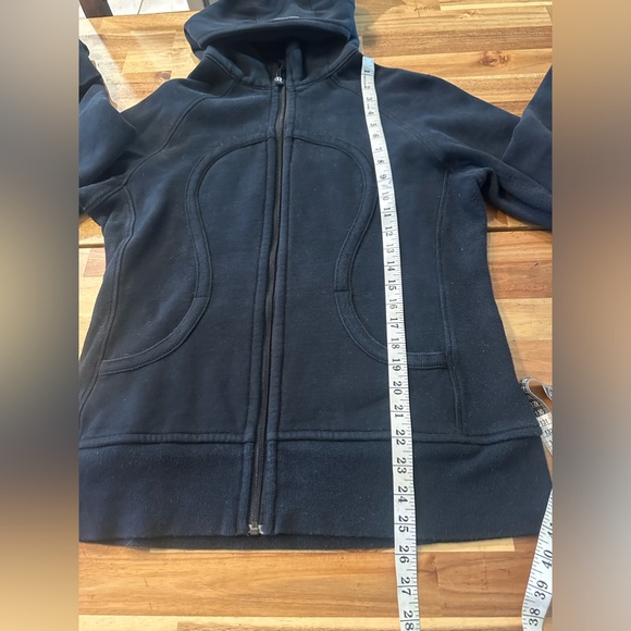 Lululemon Full Zip Hoodie| Black - Picture 5 of 16